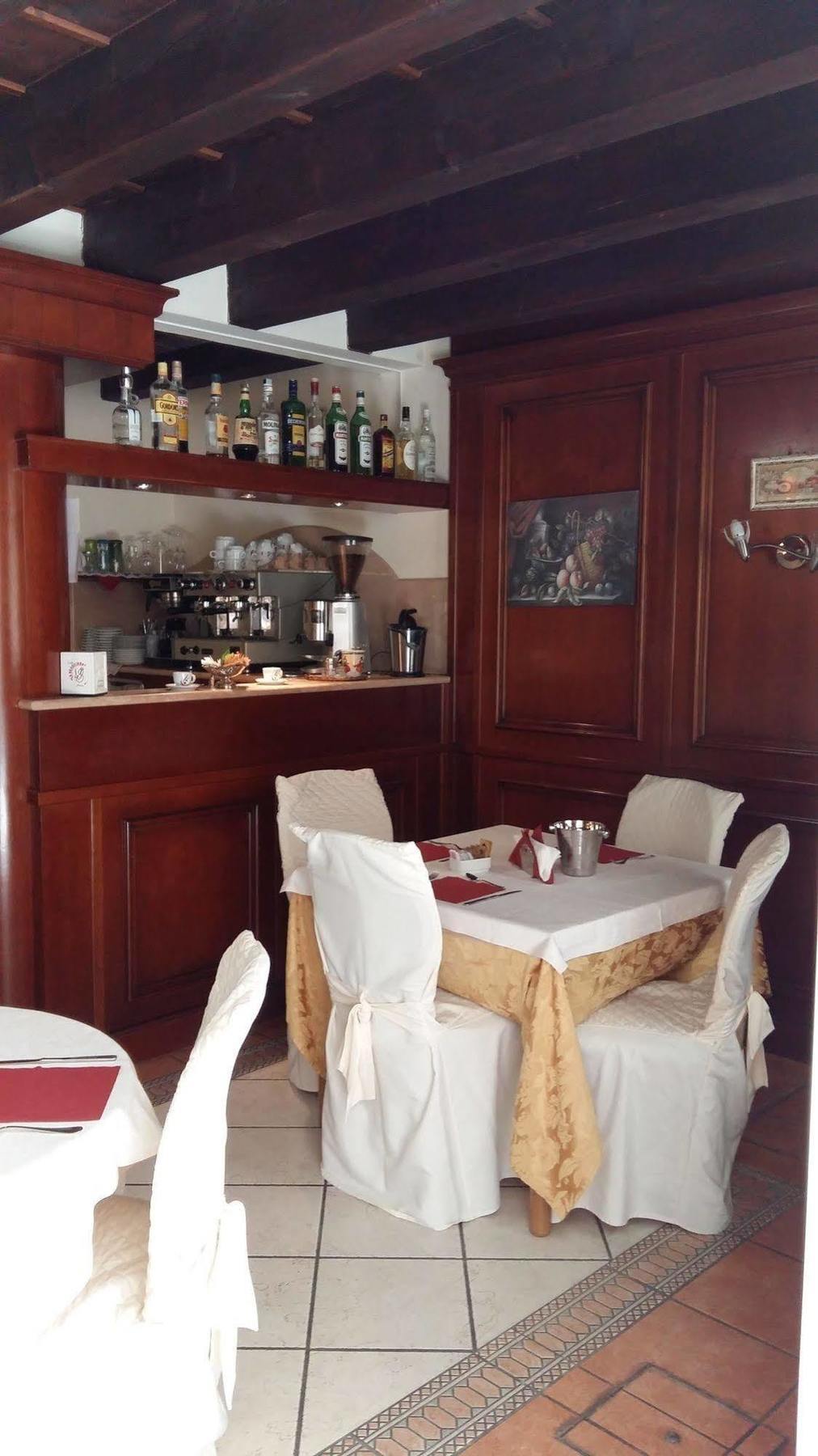 Hotel Corte Estense Ferrare Extérieur photo